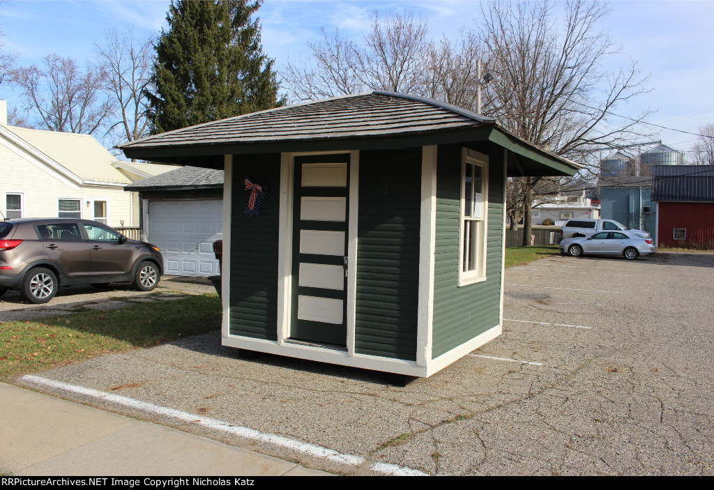 MURR Backus Crossing Waiting Shelter